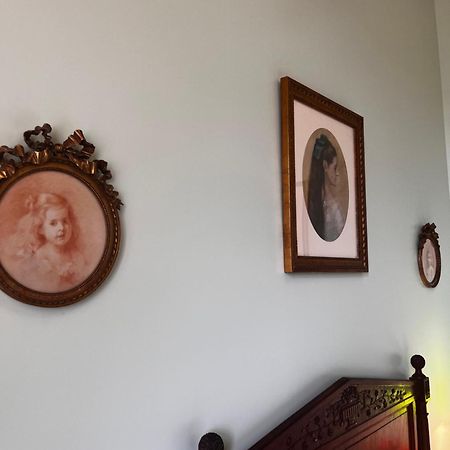 Chateau De Rousson 외부 사진