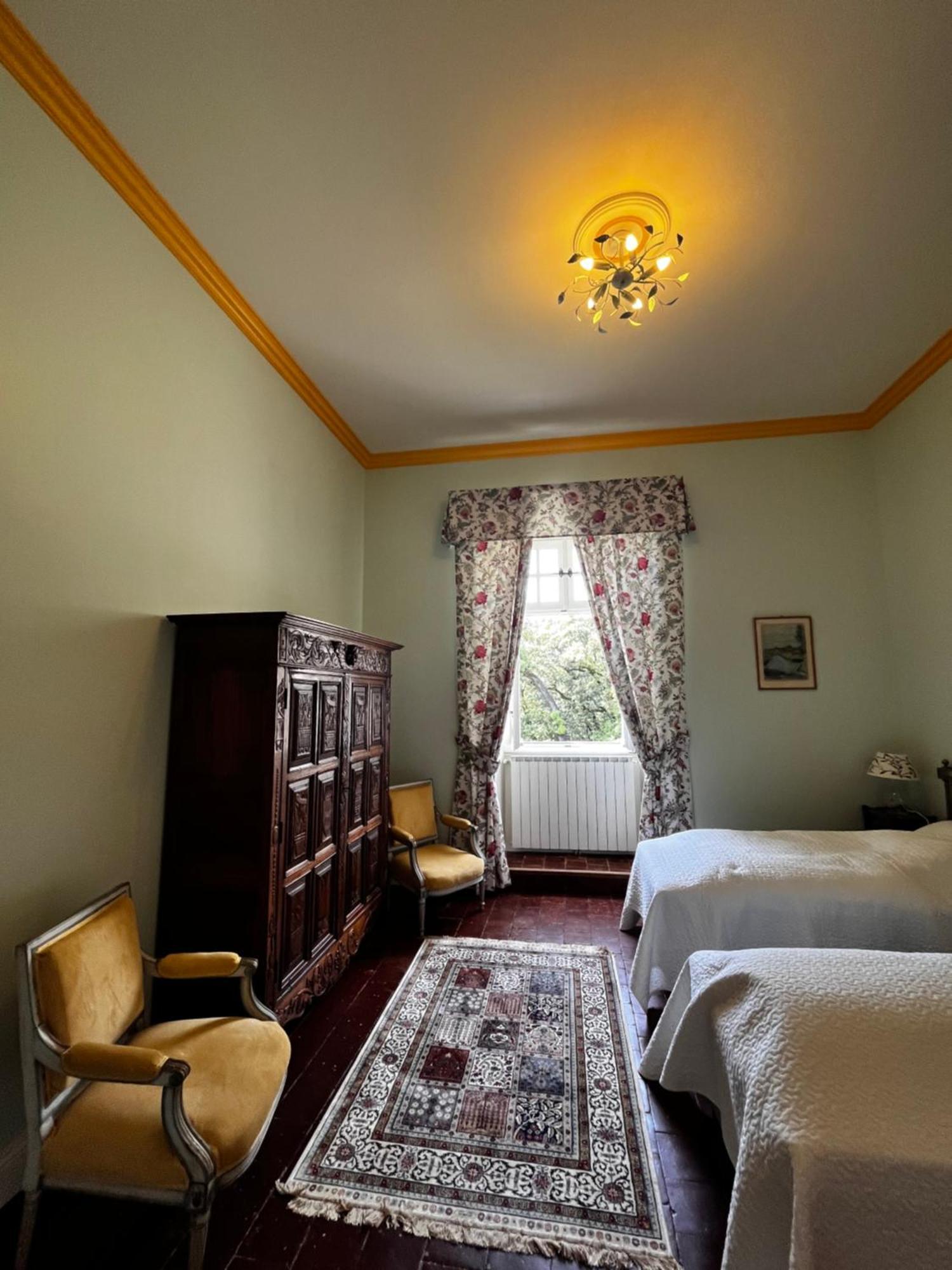 Chateau De Rousson 외부 사진